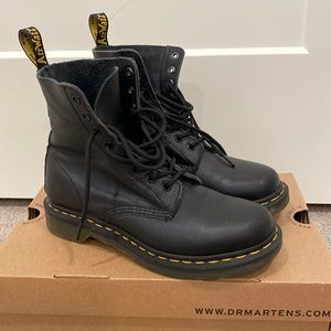 Dr. Martens 1460 Pascal Boot